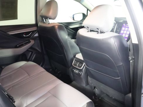 Used 2020 Subaru Outback Limited AWD/4WD image 44