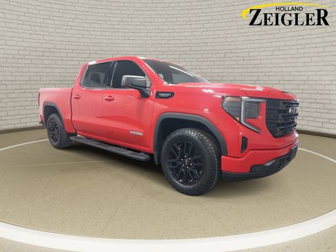 Used 2023 GMC Sierra 1500 Elevation image 3