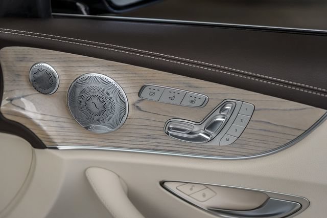 Used 2018 Mercedes-Benz E 400 4MATIC Cabriolet image 49