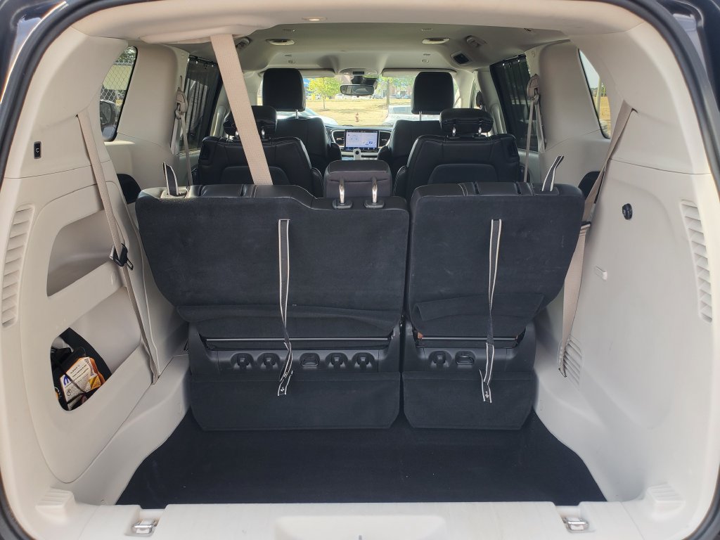 Used 2024 Chrysler Pacifica Touring-L FWD image 28