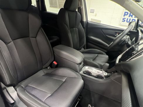 Used 2024 Subaru Ascent Premium w/ Convenience Package image 24