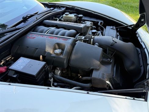 Used 2013 Chevrolet Corvette Coupe w/ 3LT Preferred Equipment Group RWD image 58