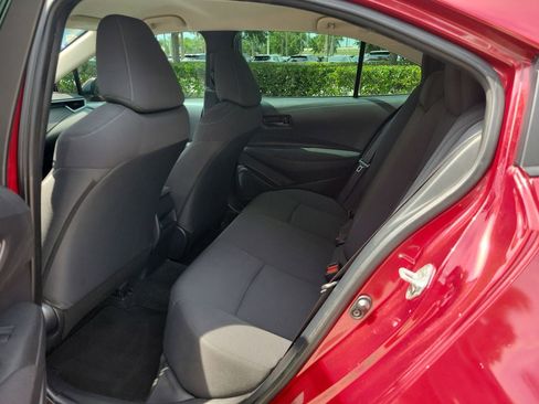 Used 2022 Toyota Corolla LE FWD image 10