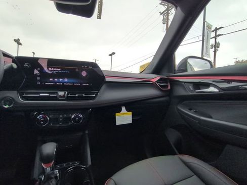 New 2026 Chevrolet TrailBlazer RS w/ Convenience Package image 3