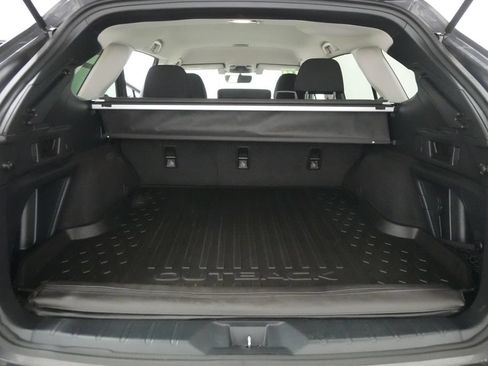 Used 2020 Subaru Outback Premium AWD/4WD image 20