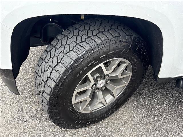 Certified 2022 GMC Canyon AT4 w/ Trailering Package AWD/4WD image 25