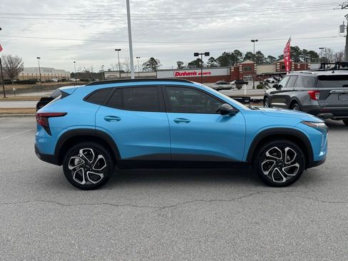 Used 2025 Chevrolet Trax RS w/ Driver Confidence Package image 22