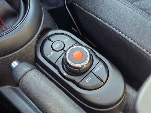 Used 2019 MINI Cooper S w/ Storage Package image 26