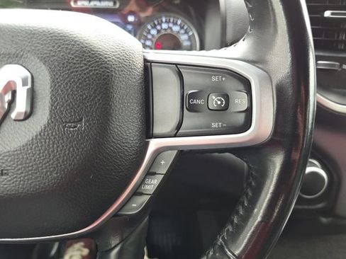 Used 2022 RAM 1500 Big Horn AWD/4WD image 16