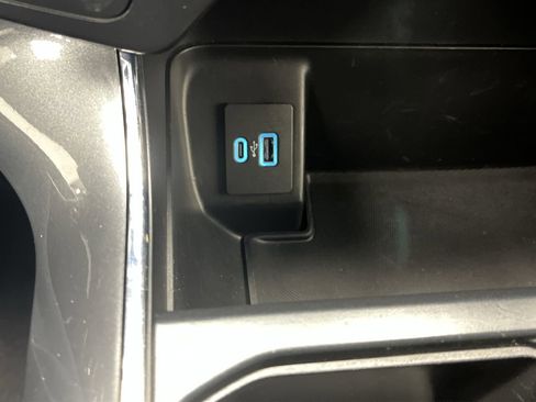 Used 2022 Ford F150 XLT w/ Equipment Group 302A High image 24