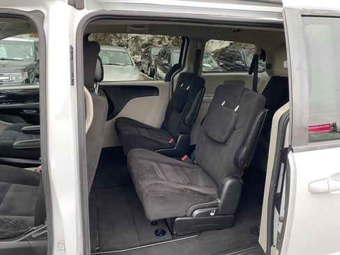 Used 2014 Dodge Grand Caravan SE w/ Quick Order Package 29E SE image 10