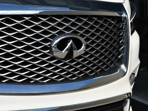 Certified 2024 INFINITI QX80 Sensory w/ Cargo Package AWD/4WD image 13