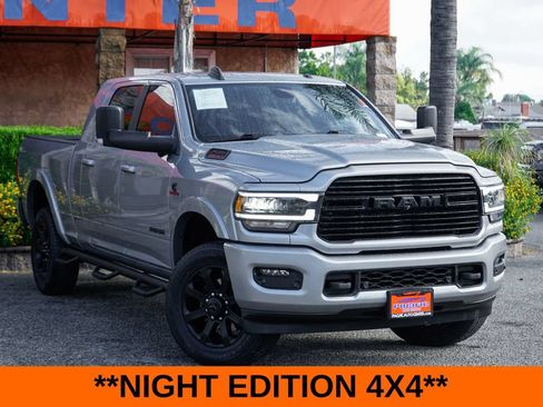 Used 2022 RAM 2500 Laramie w/ Night Edition AWD/4WD image 2