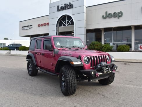 Used 2022 Jeep Wrangler Unlimited Rubicon w/ Cold Weather Group image 1