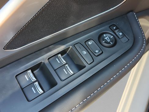 New 2026 Acura RDX SH-AWD image 38