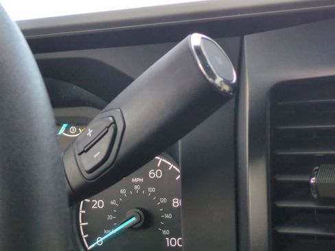 Used 2025 Ford F350 XLT w/ FX4 Off-Road Package image 32