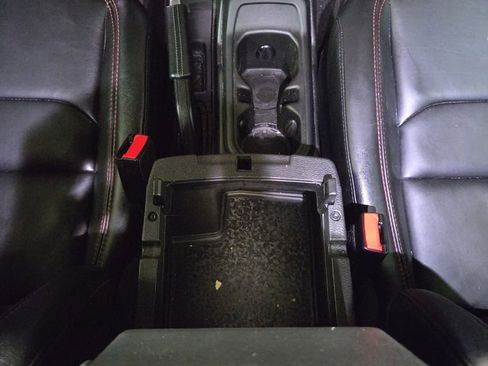 Used 2024 Jeep Wrangler Unlimited Rubicon w/ Safety Group image 26