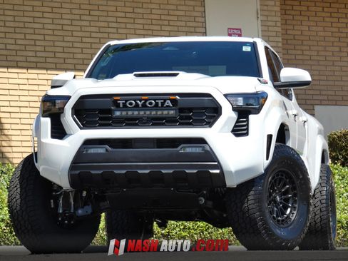 Used 2026 Toyota Tacoma TRD Sport RWD image 2