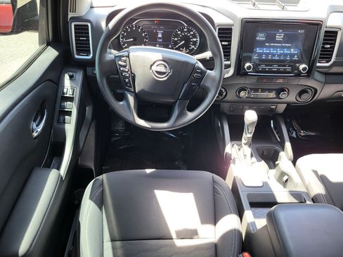 Certified 2022 Nissan Frontier SV AWD/4WD image 24