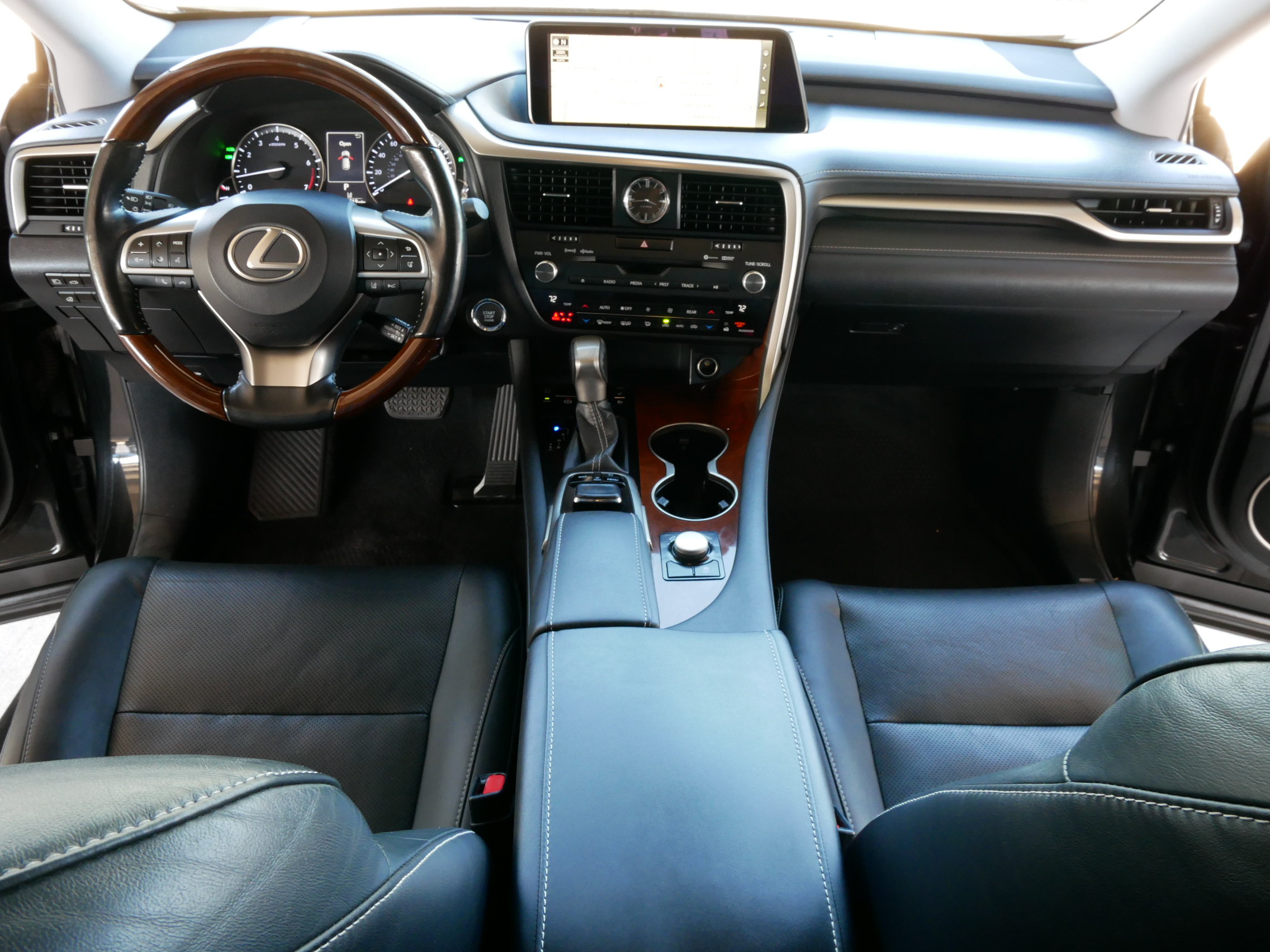 Used 2018 Lexus RX 350L FWD image 30