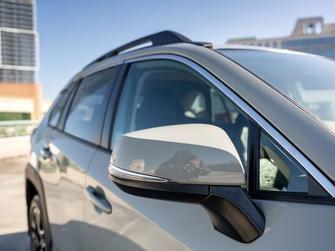 Used 2019 Toyota RAV4 Adventure image 19