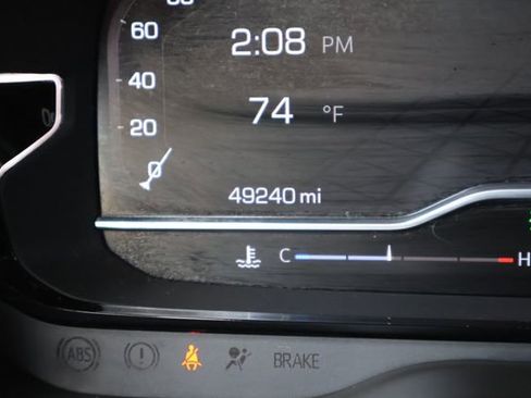 Used 2023 GMC Yukon Denali Ultimate AWD/4WD image 32