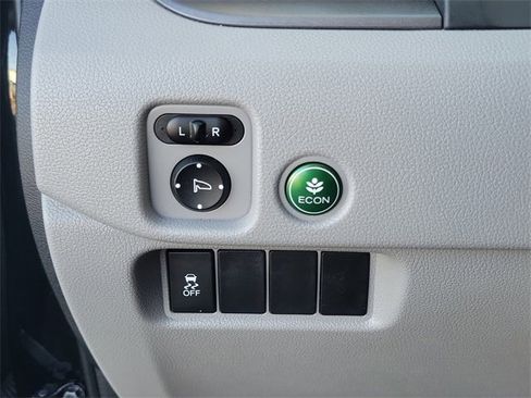 Used 2017 Honda Pilot EX-L image 23