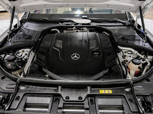 Used 2025 Mercedes-Benz S 580 4MATIC Sedan image 53