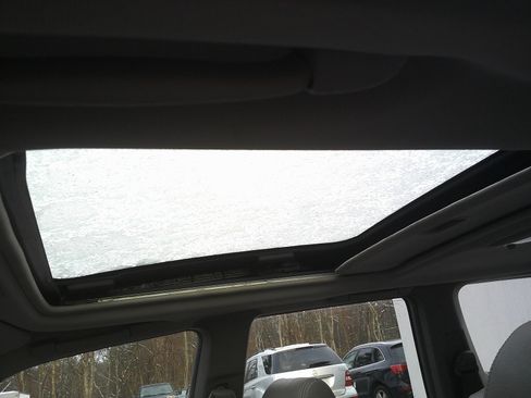 Used 2004 Subaru Forester 2.5XS image 13