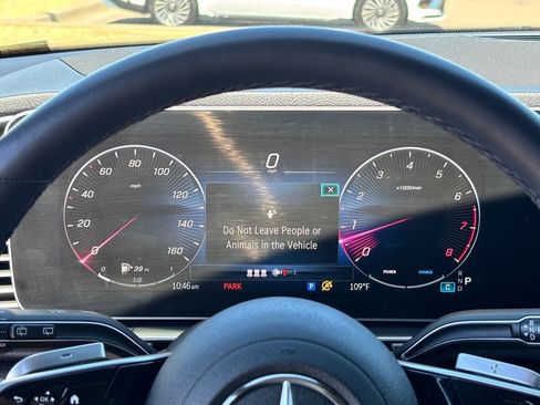 Used 2025 Mercedes-Benz GLE 350 4MATIC w/ AMG Line Exterior image 21