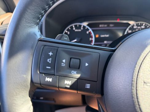 Used 2023 Nissan Rogue SL AWD/4WD image 31