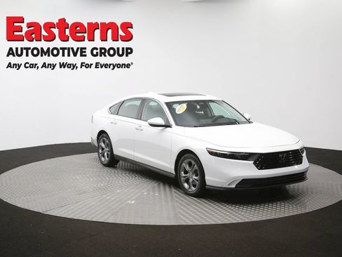 Used 2023 Honda Accord EX image 52