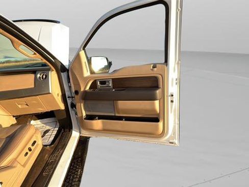 Used 2013 Ford F150 Lariat w/ Luxury Equipment Group image 26