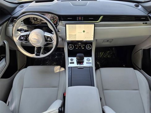 New 2026 Jaguar F-PACE R-Dynamic S image 9