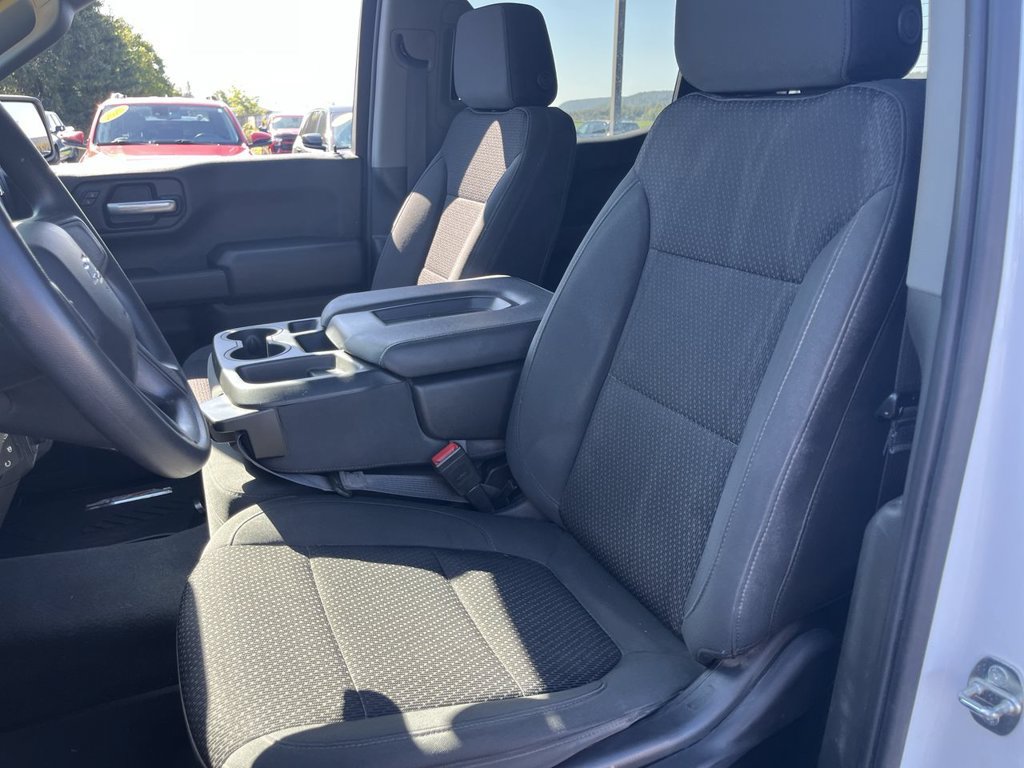 Certified 2021 Chevrolet Silverado 1500 Custom Trail Boss AWD/4WD image 17
