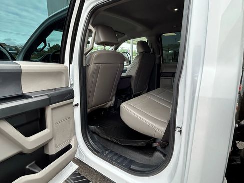 Used 2022 Ford F350 XL w/ Power Equipment Group image 14