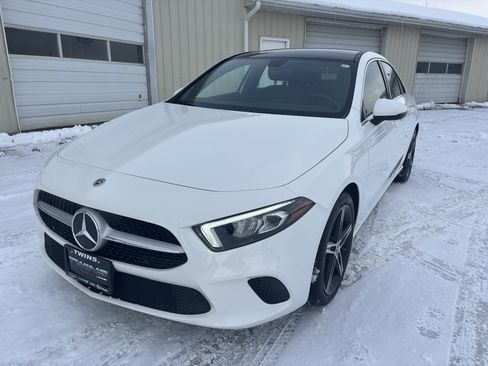 Used 2022 Mercedes-Benz A 220 4MATIC image 9