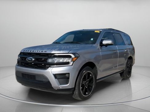 Certified 2023 Ford Expedition Limited image 7