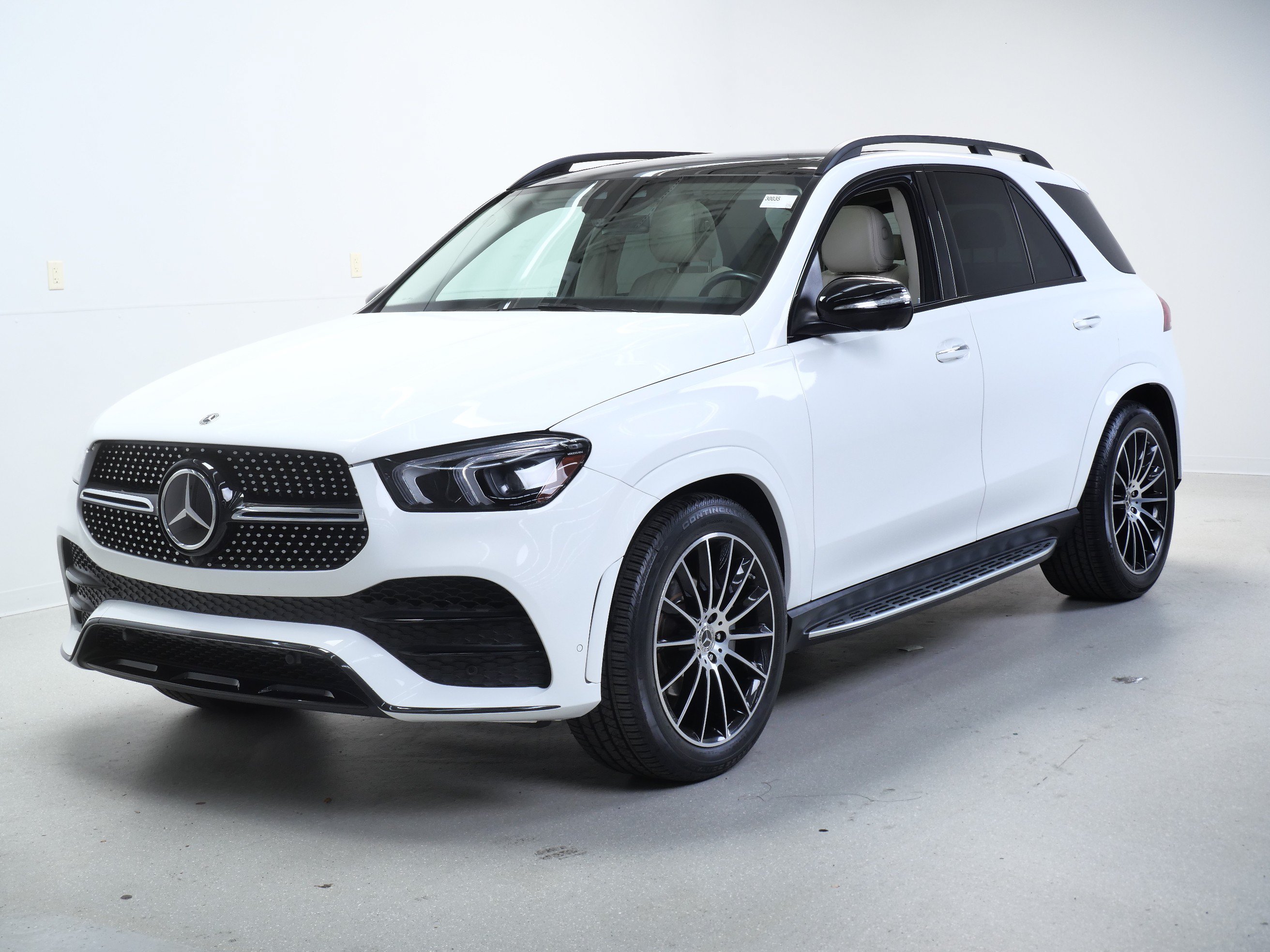 Certified 2023 Mercedes-Benz GLE 350 4MATIC w/ AMG Line Exterior image 9