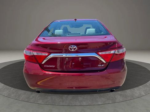 Used 2016 Toyota Camry XLE w/ Advanced Technology Package FWD image 6