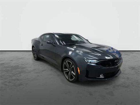 Used 2021 Chevrolet Camaro LT w/ RS Package image 6
