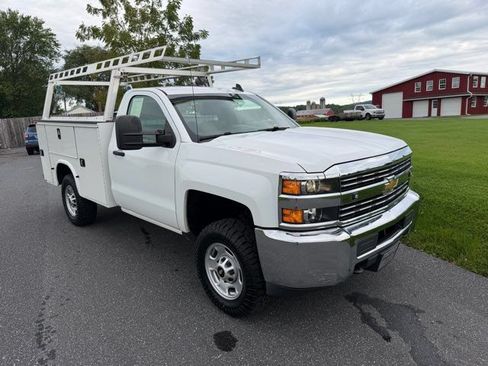 Used 2017 Chevrolet Silverado 2500 W/T AWD/4WD image 6