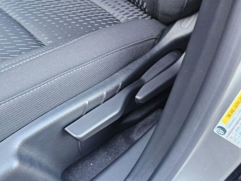 New 2026 Chevrolet Equinox LT AWD/4WD image 22