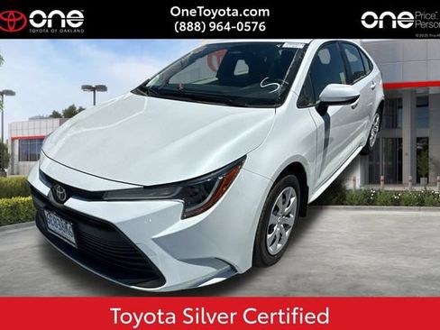 Used 2026 Toyota Corolla LE FWD image 1