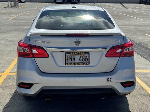 Used 2019 Nissan Sentra SR FWD image 8