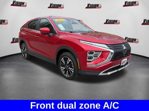Used 2024 Mitsubishi Eclipse Cross SE AWD/4WD image 3
