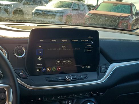 Used 2024 Chevrolet Blazer LT image 23