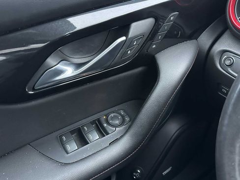 Used 2022 Chevrolet Blazer RS w/ Enhanced Convenience Package image 33