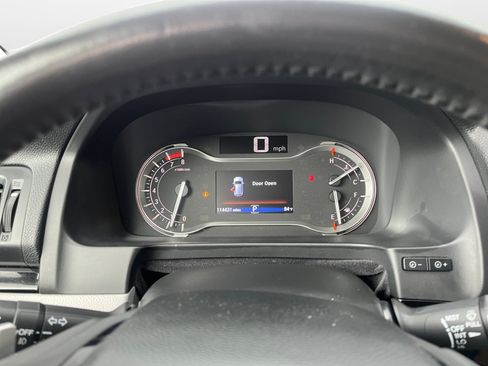 Used 2017 Honda Pilot Touring image 14