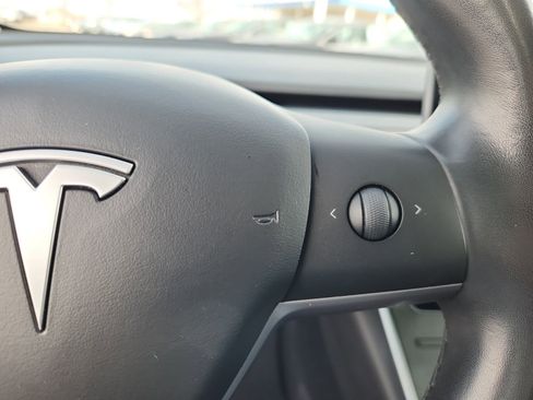 Used 2018 Tesla Model 3 Long Range image 19